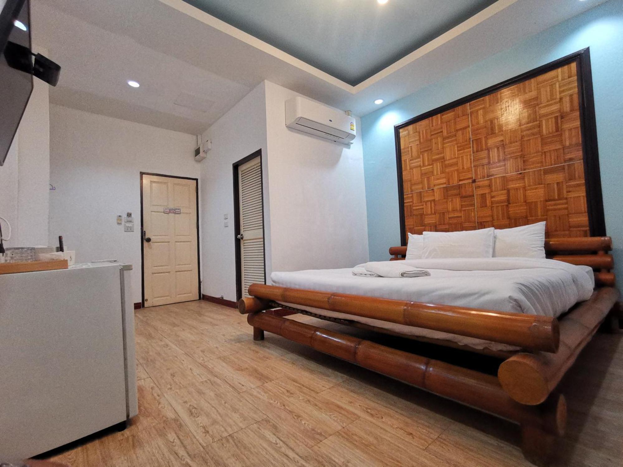 Kan Home Hotel 北碧府 外观 照片