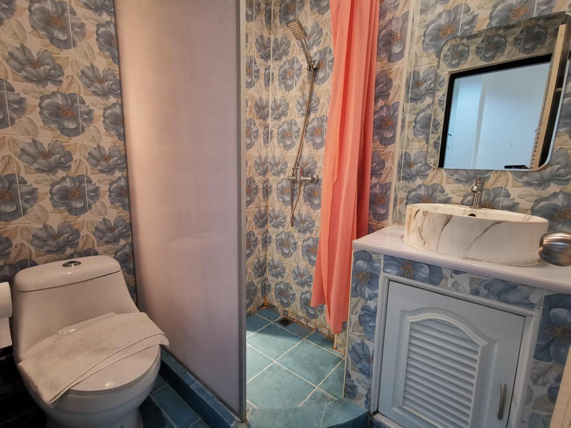 Kan Home Hotel 北碧府 外观 照片