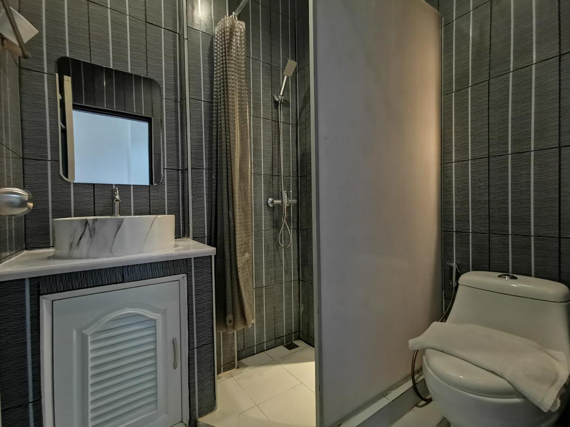 Kan Home Hotel 北碧府 外观 照片